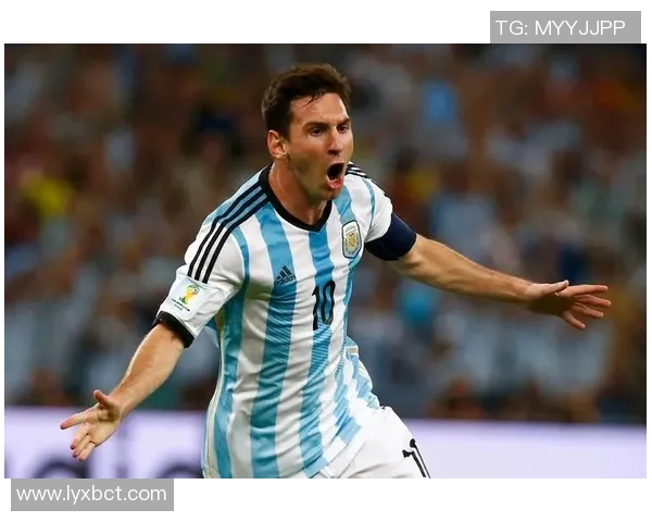 西字闪耀绿茵场足球明星们的名字背后的故事与传奇