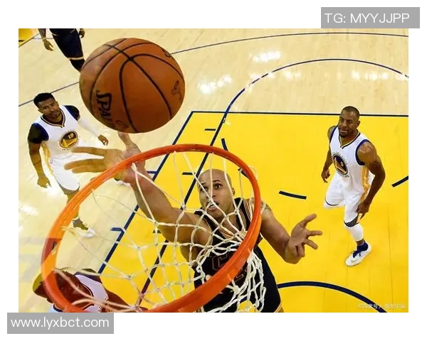 从街头到NBA篮球明星的励志之路追逐梦想的坚持与奋斗